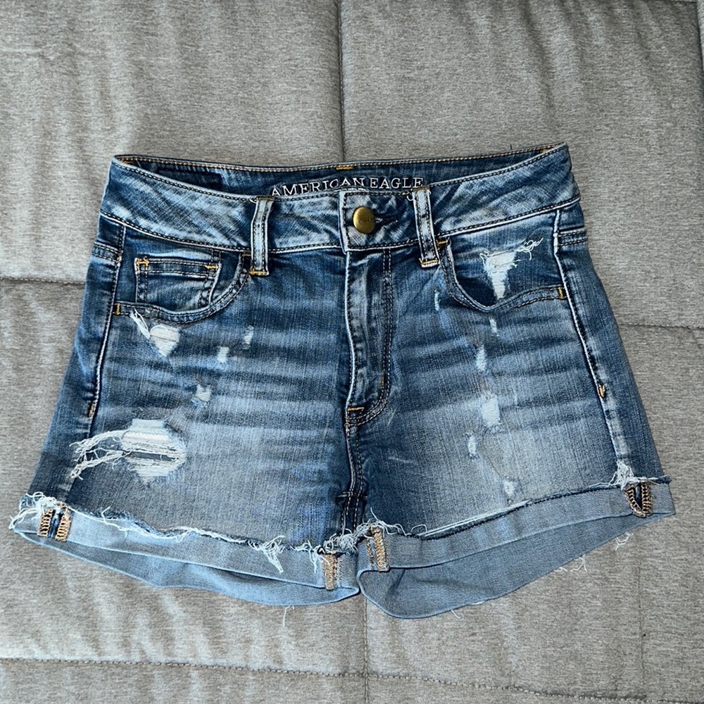 American Eagle | High-Rise Jean Shorts | Super Stretch 🤍